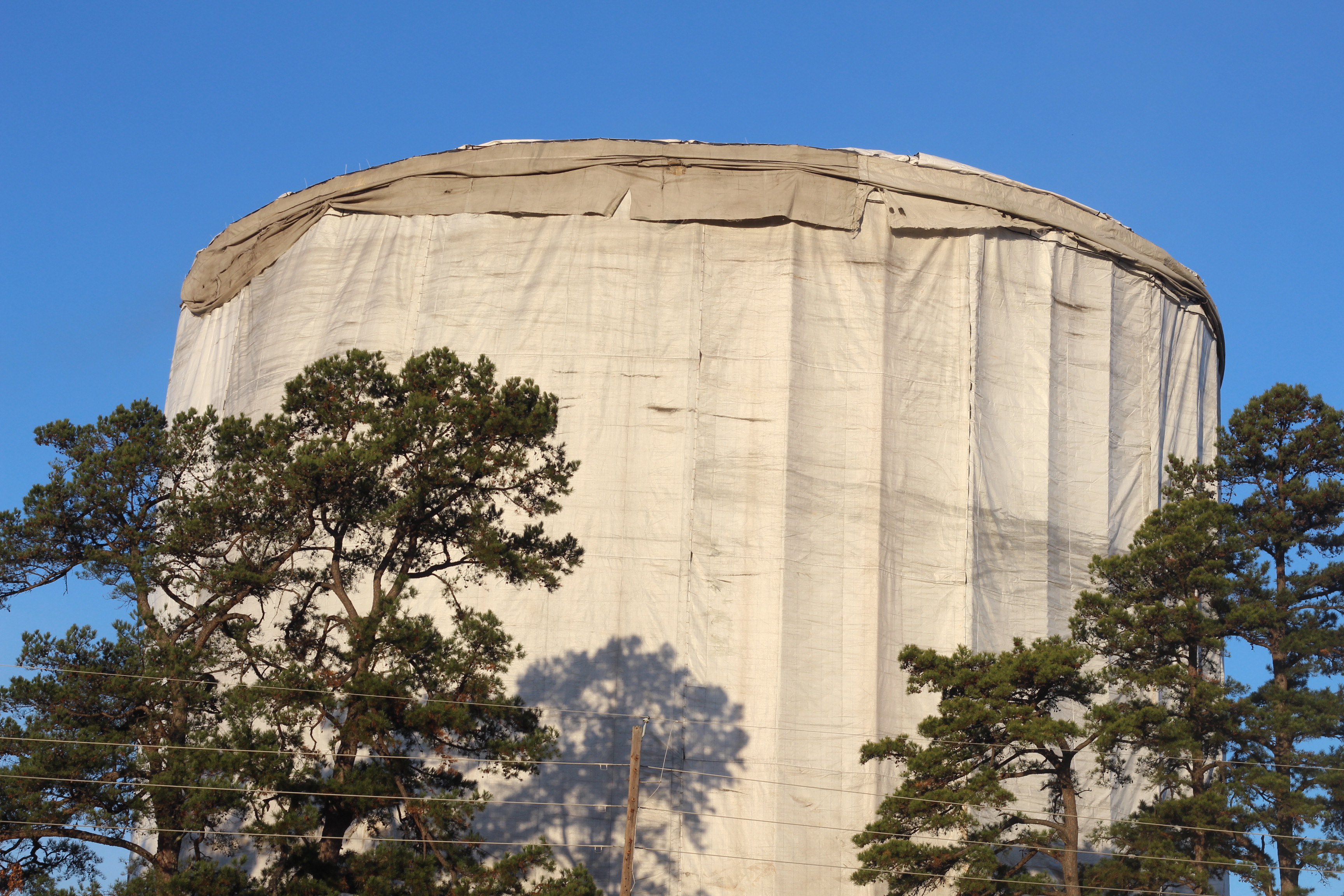 Work on Painting I30 Water Tower Began Recently Texarkana Today