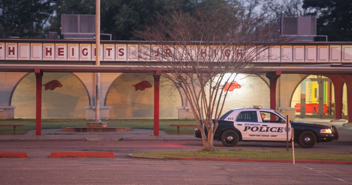 Police and fire respond to bomb threat at North Heights Texarkana Today