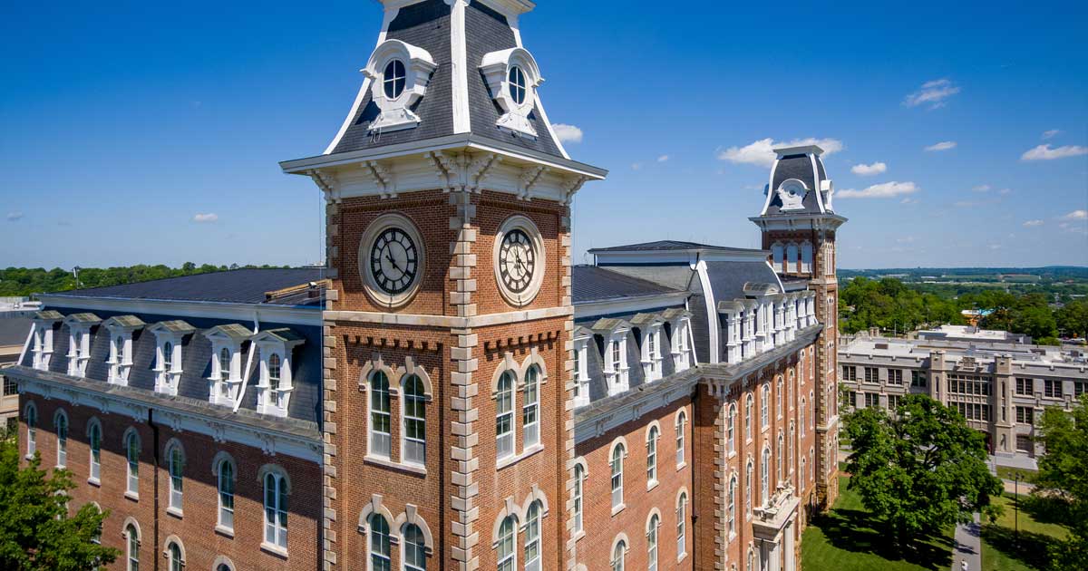 15 Area Students Named to University of Arkansas Chancellor’s List for Fall 2025