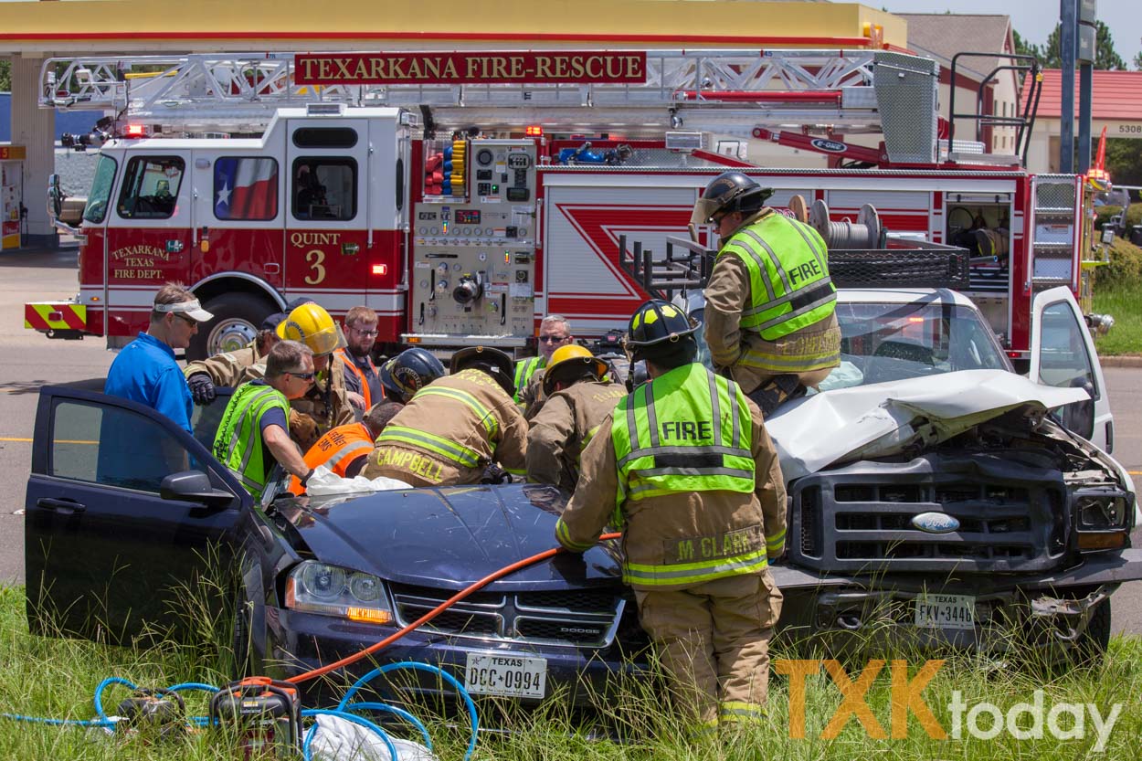 Woman Trapped In Car After Wreck Extricated By TTFD | Texarkana Today