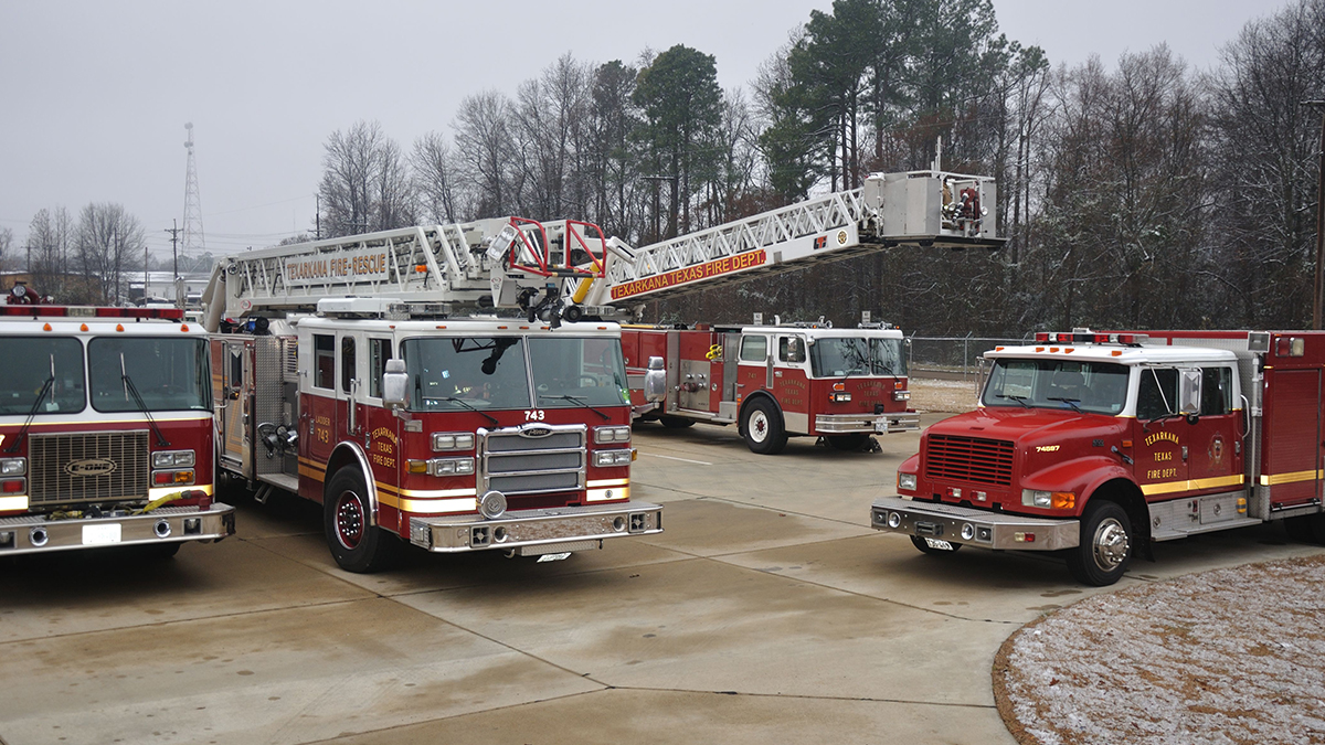 TTFD sending two firefighters to aid in extinguishing wildfire near the ...