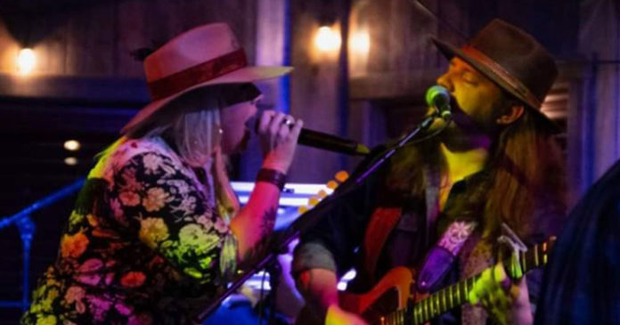 Heather-Linn-And-Jase-Bryant