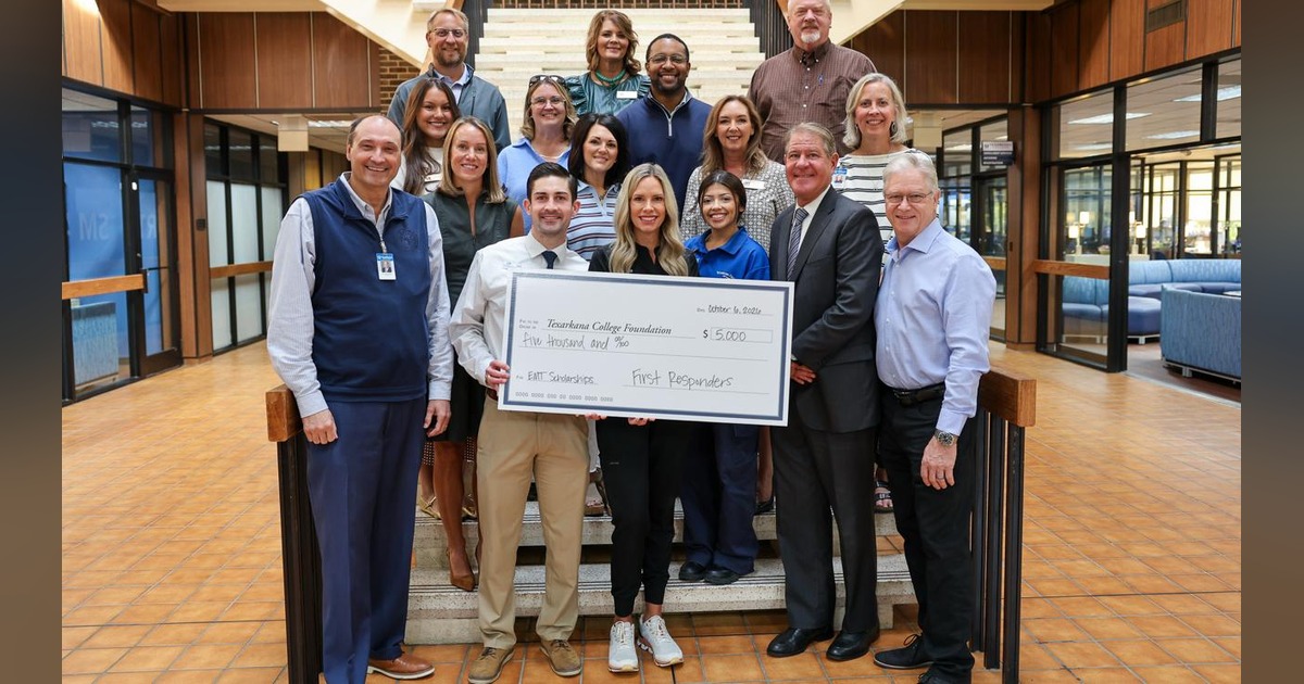 First Responders Day Group of Texarkana Awards Inaugural Scholarship to Texarkana College EMT Student