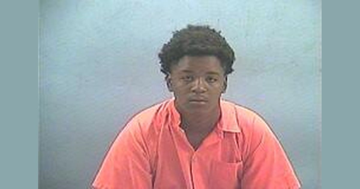 Hope teen charged after predawn shootout sends bullets through sleeping man’s home; two stolen Glocks found