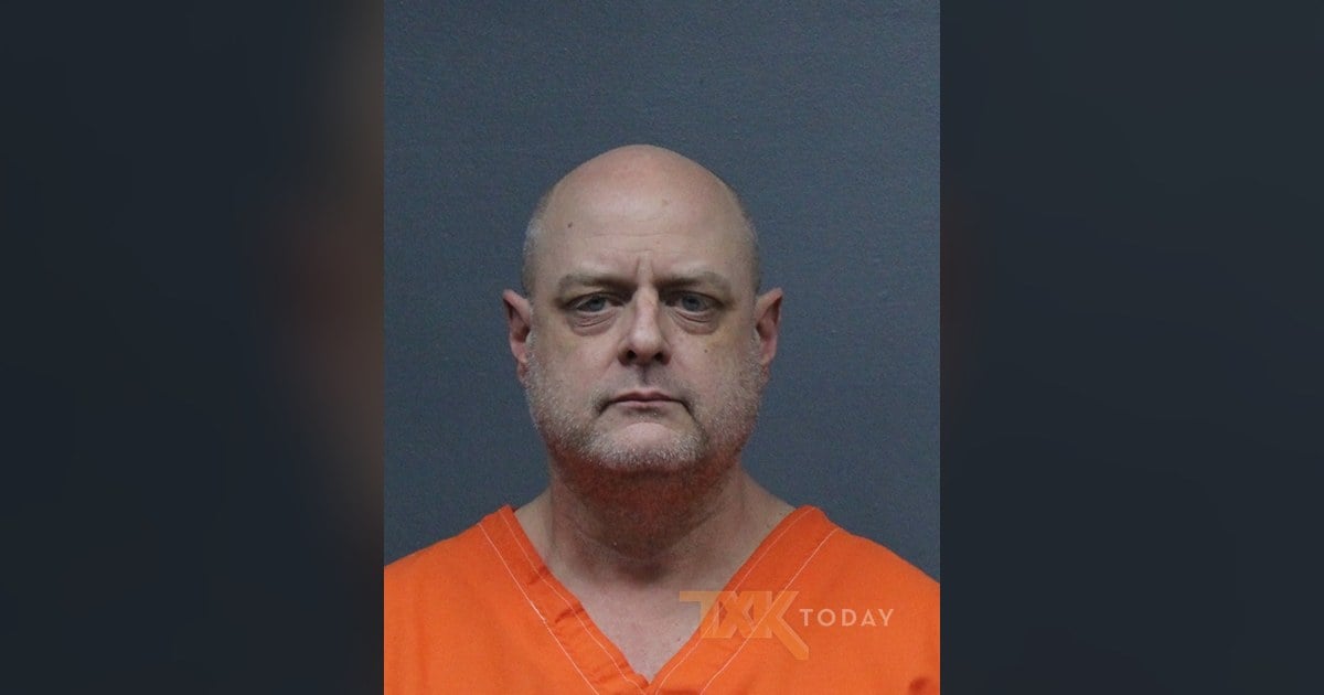 Booking photo of Henry Bintliff Pearson