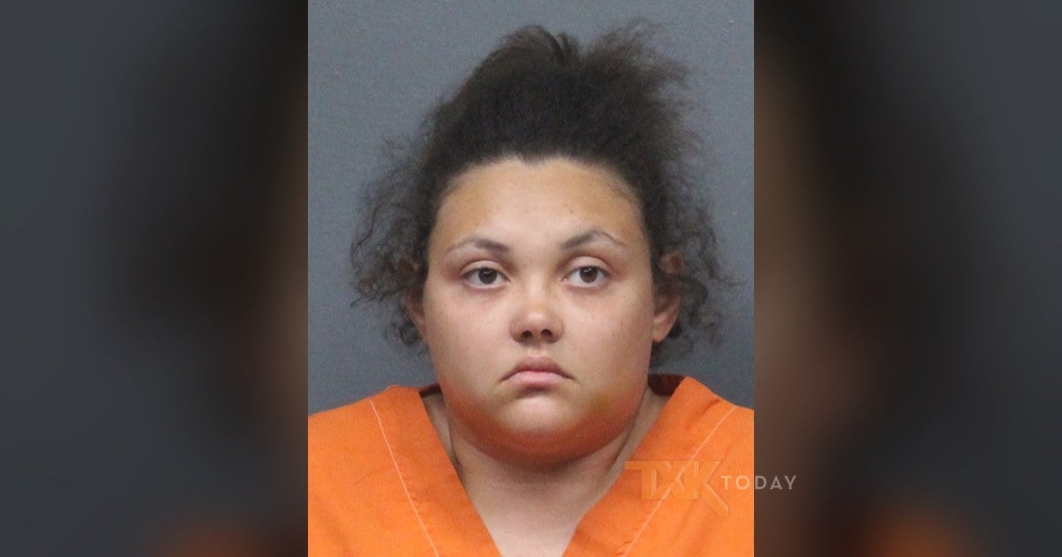 Booking photo of Ravyn Betts